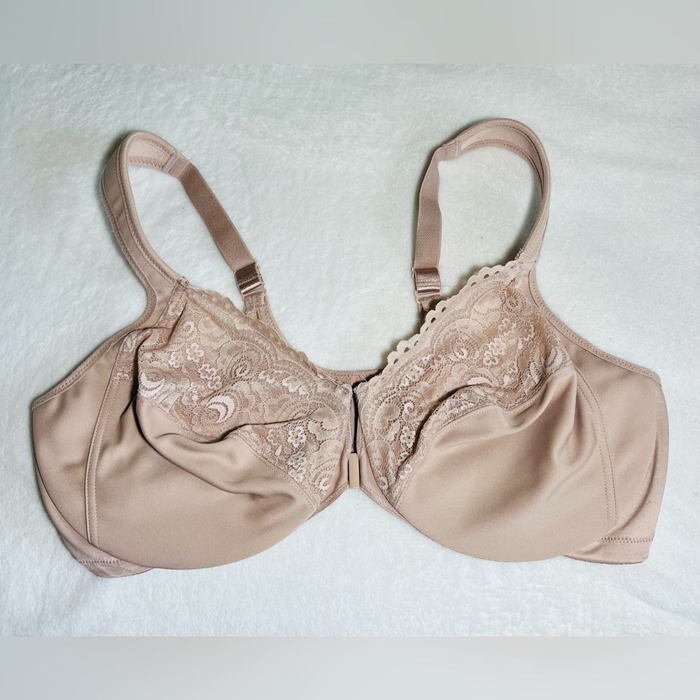 Glamorise Tan Full Coverage Bra with‎ Lace